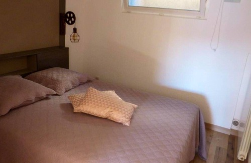 Gattieres Apartment | Homerez - Nice appartement 17 km away from the beach for 4 ppl. at Gattières