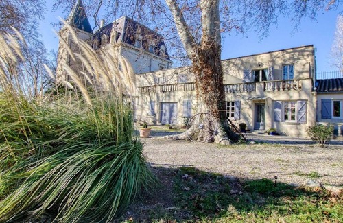 Violes Apartment | Homerez - Nice appartement 11 km away from the beach for 2 ppl. with shared pool