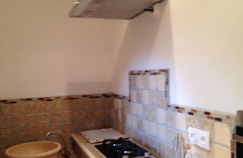 Violes Apartment | Homerez - Nice appartement 11 km away from the beach for 2 ppl. with shared pool