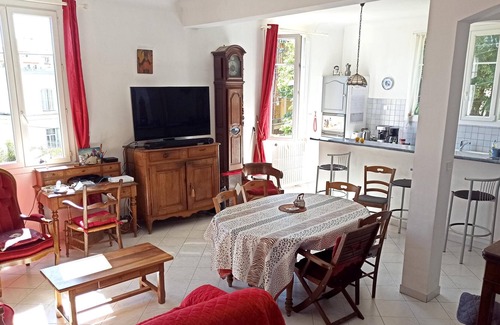 Saint-Sylvestre House | Homerez - Nice house for 7 ppl. with garden, terrace and balcony at Nice