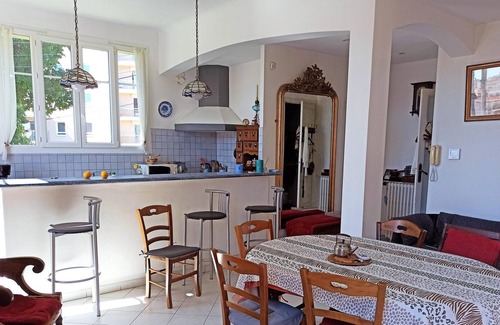 Saint-Sylvestre House | Homerez - Nice house for 7 ppl. with garden, terrace and balcony at Nice