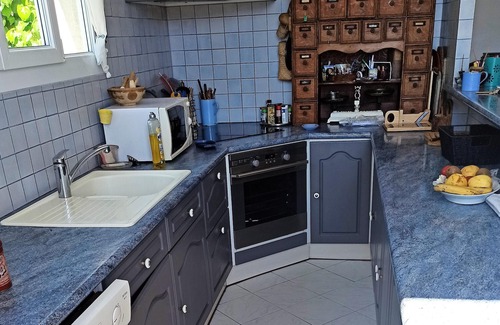 Saint-Sylvestre House | Homerez - Nice house for 7 ppl. with garden, terrace and balcony at Nice