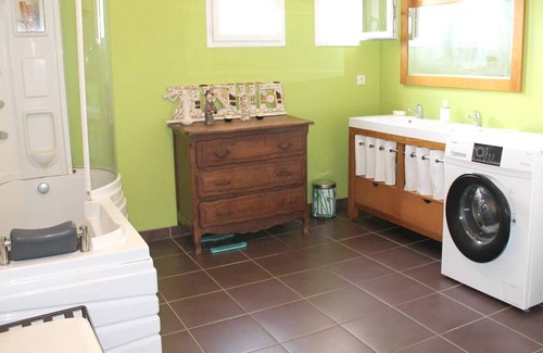 Latrape House | Homerez - Nice house for 5 ppl. with shared pool and terrace at Latrape