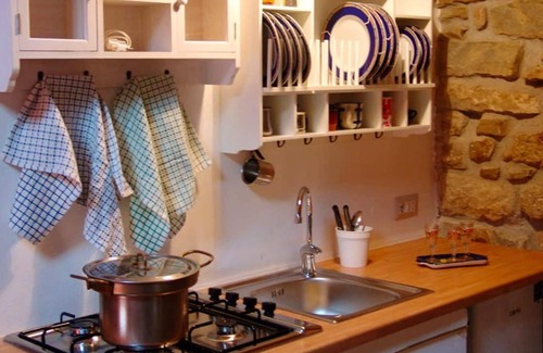 Castelmezzano Apartment | Homerez - Nice studio for 2 ppl. with balcony at Castelmezzano