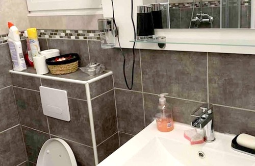 Montmuzard Apartment | Homerez - Nice studio for 3 ppl. with garden and terrace at Dijon