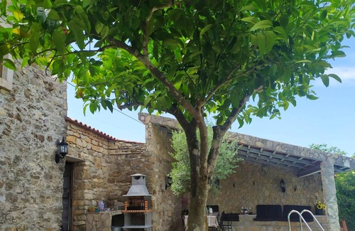 Tomar Villa | Homerez - Nice villa for 8 ppl. with swimming-pool and terrace at Alviobeira