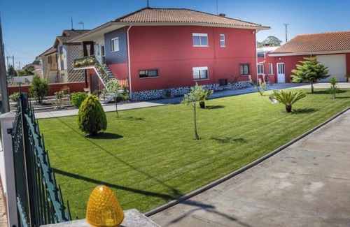 Cantanhede Villa | Homerez - Refined Villa near Catanhede with Private Pool