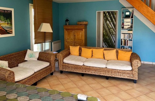 Tamnies House | Homerez - Spacious house for 7 ppl. with swimming-pool and terrace at Tamniès