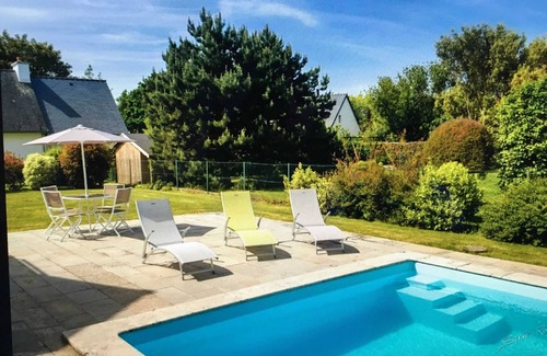 Concarneau Villa | Homerez - Spacious Villa in Concarneau with Private Pool