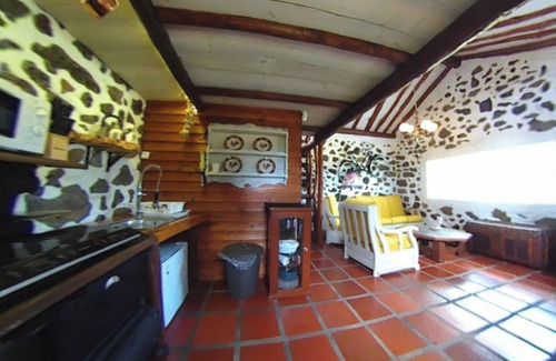 Sao Bras House | Homerez - Studio Praia da Vitória