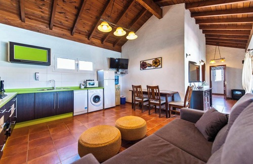 La Oliva Villa | Homerez - Villa in El Roque, Sea View
