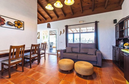 La Oliva Villa | Homerez - Villa in El Roque, Sea View