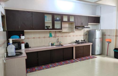 Alor Gajah House | Homestay Ummi