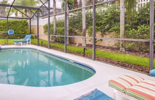 Historic Downtown Kissimmee House | Homes4uu Vacation Homes Orlando