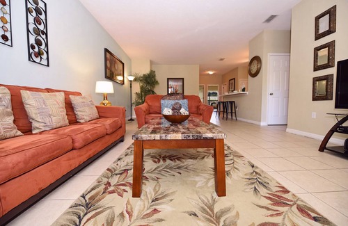 Historic Downtown Kissimmee House | Homes4uu Vacation Homes Orlando