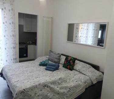 Barona Apartment | HomeSamantha