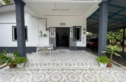 Pasir Puteh House | Homestay Che Nor