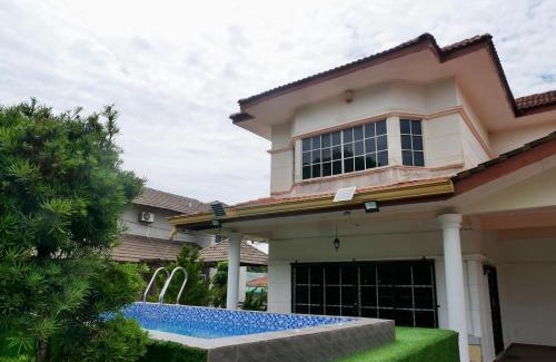 Taman Rakyat Villa | Homestay Cozy PD Villa, Port Dickson