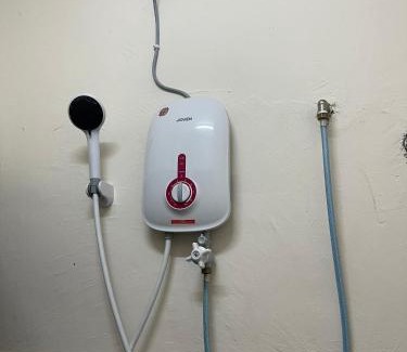 Batu Buruk House | Homestay Hanan