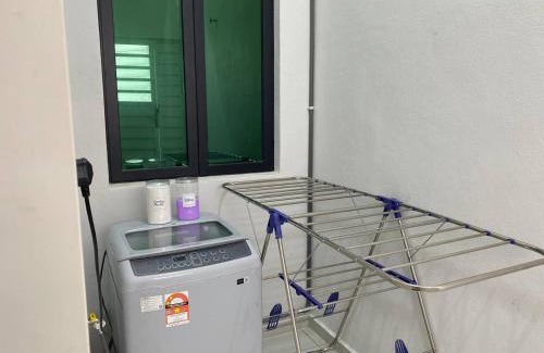 Ayer Panas House | Homestay in Ayer Molek Malacca