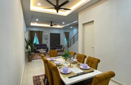 Ayer Panas House | Homestay in Ayer Molek Malacca
