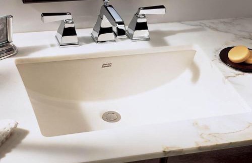 Dorchester House | HomeStay in Boston Near Train Station