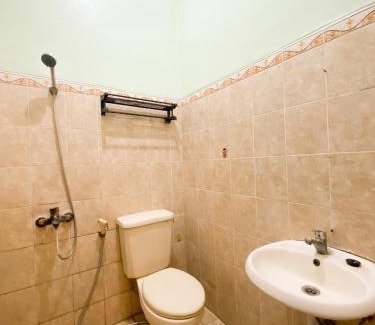 Gedongkiwo Villa | Homestay Kamar Tamu Gedongkiwo