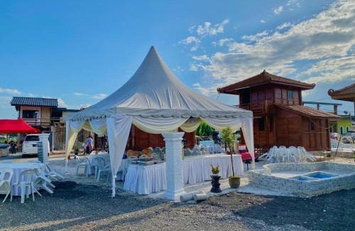 Dato Abu Bakar Baginda Resort | HOMESTAY KAYU