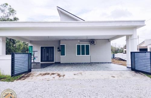 Kuantan House | Homestay Kuantan Banglo Kempadang - Air Conditioner For Each Room #Musslim Only#