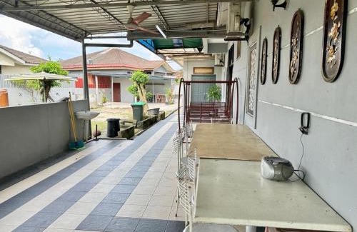 Kampung Serukam House | Homestay Mohd Lee