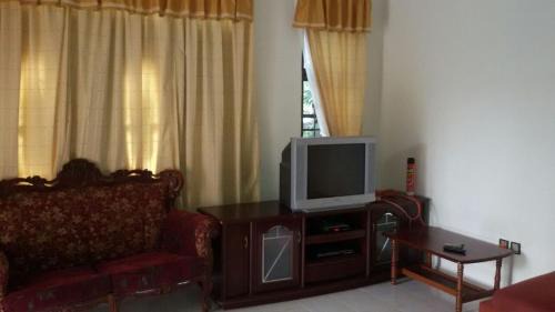 Kampung Gong Datok House | Homestay Puri Cengal