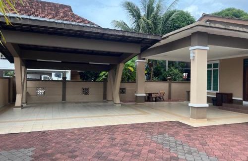 Kampung Rambutan Rendang Villa | Homestay Rohmat