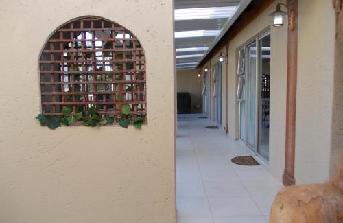 Greater Johannesburg Metropolitan Area House | Homestay Travel Guest House