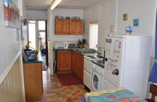 Dinas House | Homestead