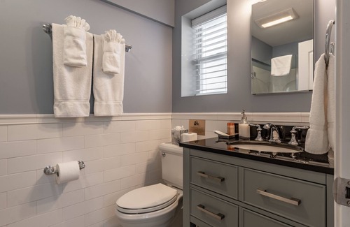 New Milford Bed & Breakfast | Homestead Inn