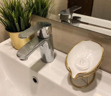 Pinagsama Apartment | Hometel by ECR at Viceroy Residences