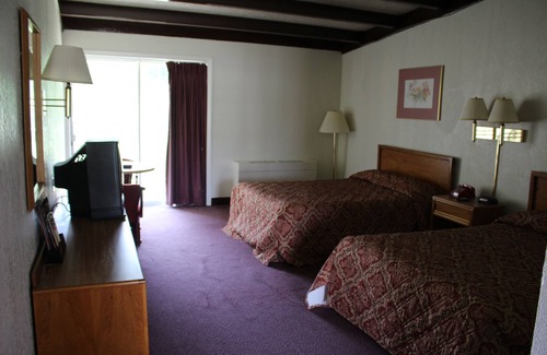 Spottswood Hotel | Hometown Inn Staunton