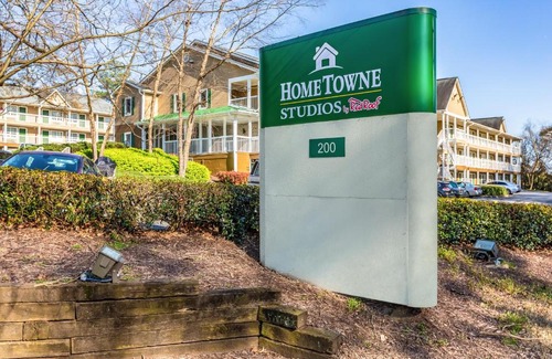 Norcross Hotel | HomeTowne Studios by Red Roof Atlanta NE - Downtown Norcross
