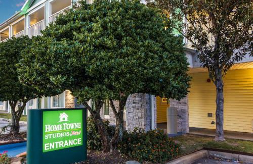 George Bush Park/Eldridge Hotel | HomeTowne Studios by Red Roof Houston - West Oaks - Energy Corridor