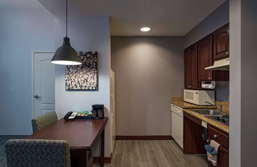 Fort Collins Hotel | Homewood Suites by Hilton Fort Collins