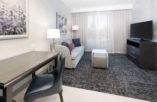 Lake Forest Hotel | Homewood Suites by Hilton Irvine Spectrum Lake Forest