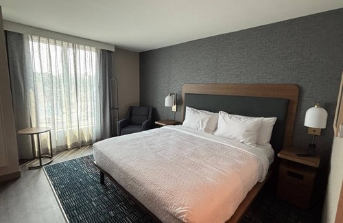 Portsmouth Hotel | Homewood Suites By Hilton Portsmouth Downtown