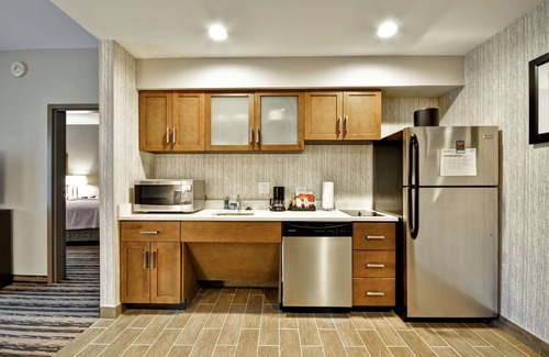 West Chester Hotel | Homewood Suites by Hilton Cincinnati/West Chester