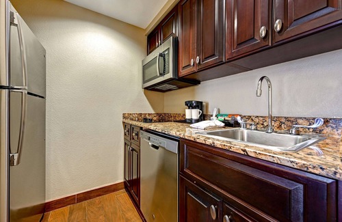 Albuquerque Hotel | Homewood Suites by Hilton Albuquerque Airport