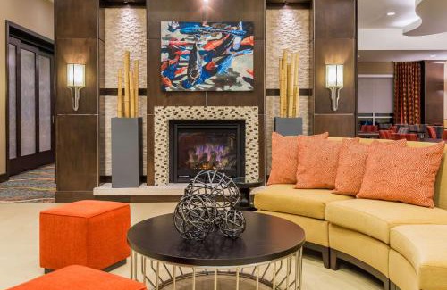 Downtown Little Rock Hotel | Homewood Suites by Hilton Little Rock Downtown