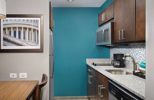 Brentwood Hotel | Homewood Suites by Hilton Washington DC NoMa Union Station