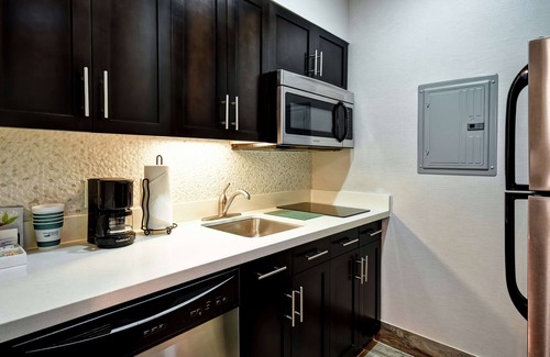 Southeast Arlington Hotel | Homewood Suites by Hilton Dallas Arlington South