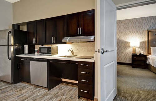 Southeast Arlington Hotel | Homewood Suites by Hilton Dallas Arlington South