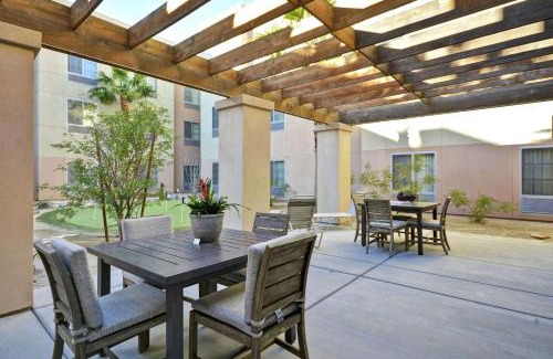 Palm Desert Hotel | Homewood Suites by Hilton Palm Desert