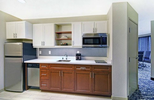 Lower Queen Anne Hotel | Homewood Suites by Hilton Seattle Downtown